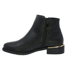 Load image into Gallery viewer, Metropolitan Short Classic Boot by Taxi Footwear