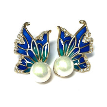 Load image into Gallery viewer, Pixie Pearl Earrings