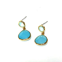 Load image into Gallery viewer, Delicate Checker Board Cut Crystal Drop Earrings