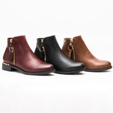 Load image into Gallery viewer, Metropolitan Short Classic Boot by Taxi Footwear
