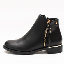 Load image into Gallery viewer, Metropolitan Short Classic Boot by Taxi Footwear