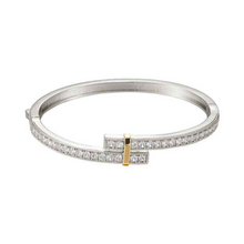 Load image into Gallery viewer, Cascading Diamond CZ Bangle