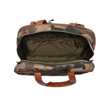 Load image into Gallery viewer, 3 Piece Toiletry Case - Joan and David