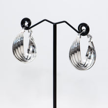 Load image into Gallery viewer, Layer & Twist Earrings with Lever Back