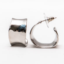 Load image into Gallery viewer, Liquid Curve Open Hoop Earrings