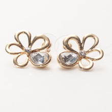 Load image into Gallery viewer, Blooming Radiance Swarovski Earrings