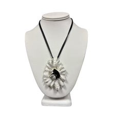 Load image into Gallery viewer, Hidden Strength Flower Short Necklace