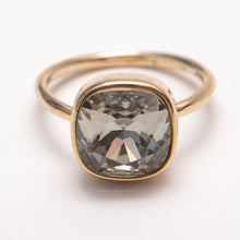 Load image into Gallery viewer, Pretty Ring