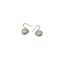 Load image into Gallery viewer, Gold Frame Pearl Dangle Earrings
