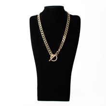 Load image into Gallery viewer, Dazzling Toggle Polished Curb Necklace