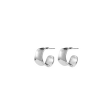 Load image into Gallery viewer, Liquid Curve Open Hoop Earrings