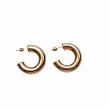 Load image into Gallery viewer, Stunning Electro Round Small Hoop Earrings