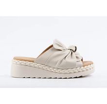 Load image into Gallery viewer, Bella Coast Knot Leather Wedge Slides