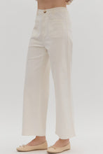 Load image into Gallery viewer, Patch Pocket Capri Pants