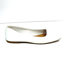 Load image into Gallery viewer, The Traveler Ballet Shoe by Bamboo