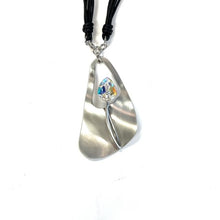 Load image into Gallery viewer, Escape to Dream Land Short Necklace