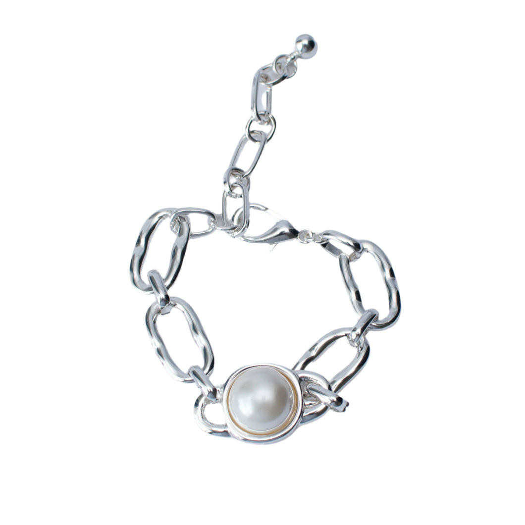 Linked to Pearl Bracelet