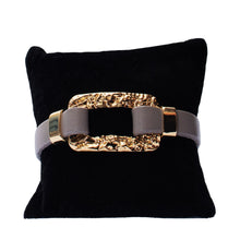 Load image into Gallery viewer, Willow Creek Buckle Magnetic Bracelet
