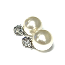 Load image into Gallery viewer, Lights, Camera, Action! Drop Pearl Earrings
