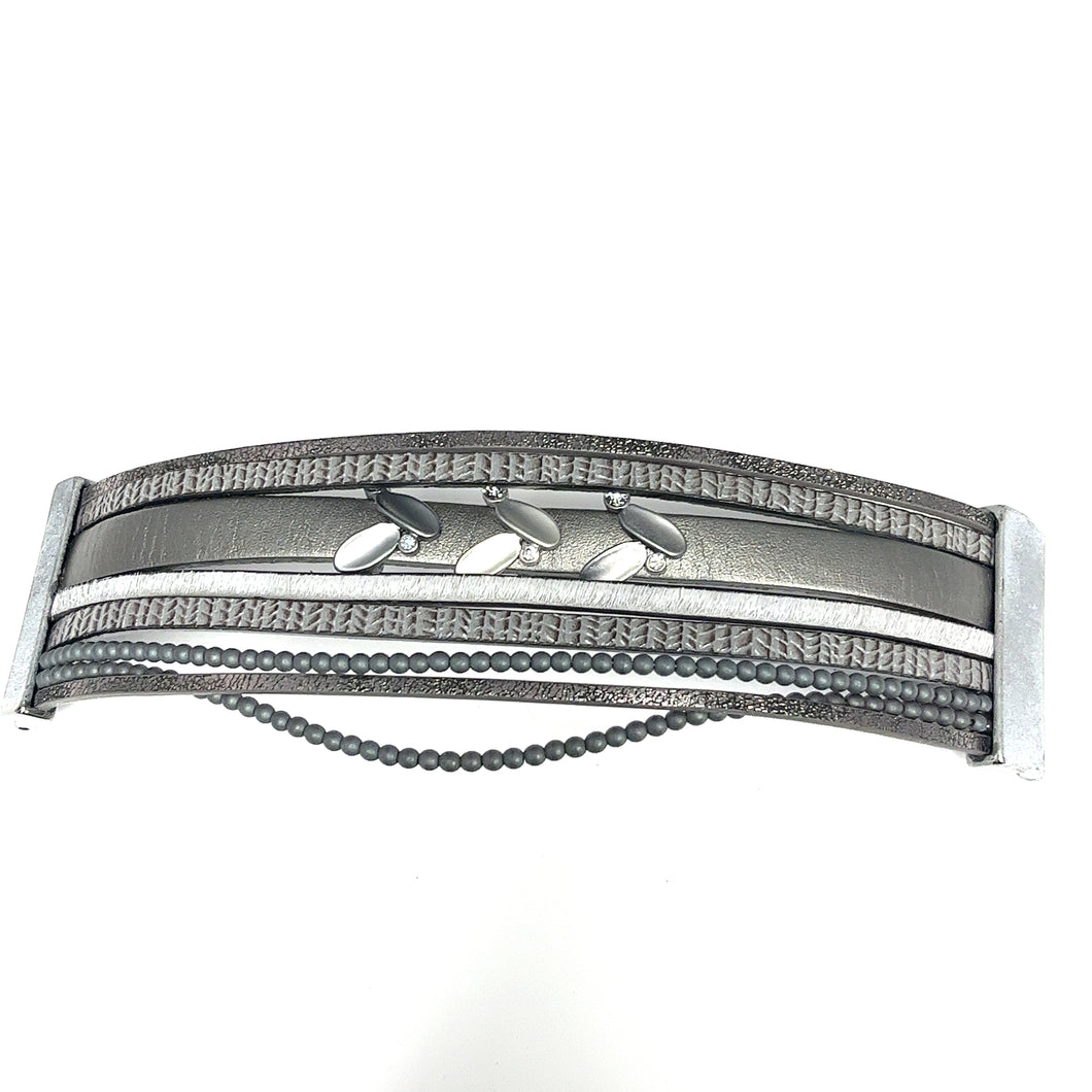 8 Layers in Leather Magnetic Bracelet