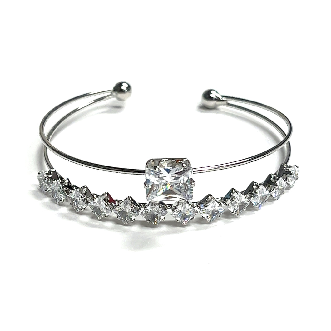 Snow White & The 12 Little Ones Crystal Cuff Bangle