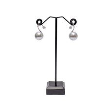 Load image into Gallery viewer, Pearl Drop Earrings

