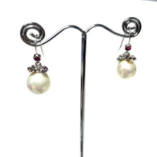 Load image into Gallery viewer, Pearl Party Drop Earrings
