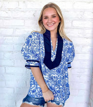Load image into Gallery viewer, Graphic Blue Garden Short Sleeve Blouse

