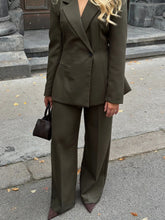 Load image into Gallery viewer, The Classic Wide Leg Mid Waist Dress Pant
