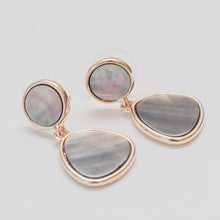 Load image into Gallery viewer, Shellstone Gold Drop Earrings
