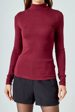 Load image into Gallery viewer, Classic Layering Long Sleeve Mock Neck

