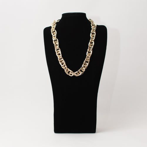 Sensational Multi Twisted Link Necklace with Toggle - 18