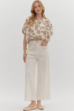 Load image into Gallery viewer, Patch Pocket Capri Pants

