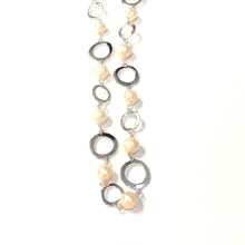 Load image into Gallery viewer, Pearl &amp; Polished Circle Long Necklace
