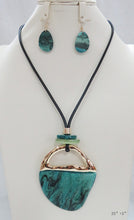 Load image into Gallery viewer, Drops Of Jupiter Necklace and Earrings
